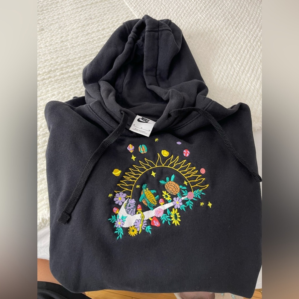 Vintage Nike hoodie size medium